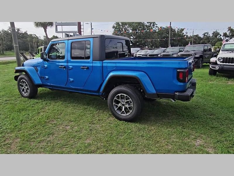 2025 Jeep Gladiator Sport S - Photo 18