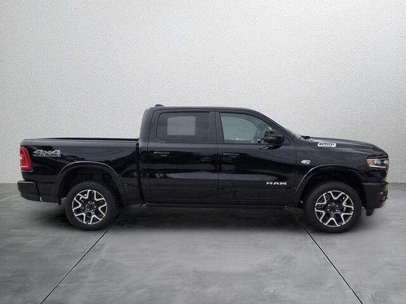 2026 RAM 1500 Laramie - Photo 8