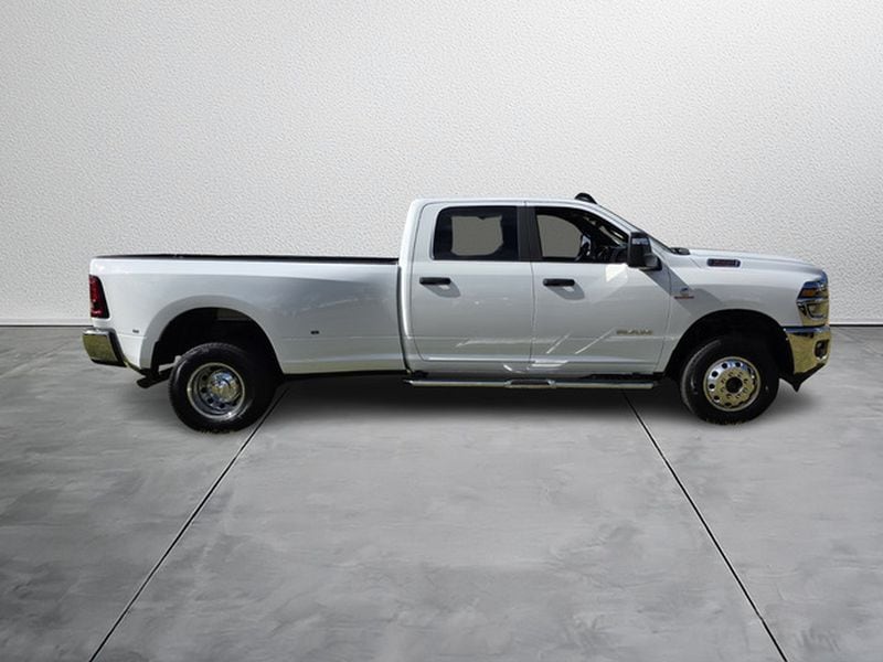 2026 RAM 3500 Big Horn - Photo 6