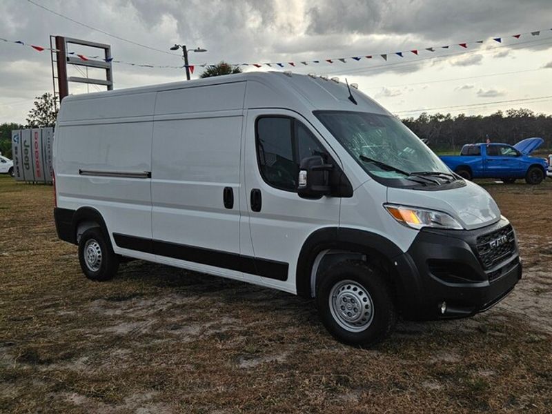 2025 Ram ProMaster 2500 photo 2