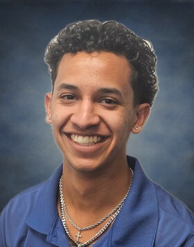 Staff member Gino S. from ID_ef0138acd80b