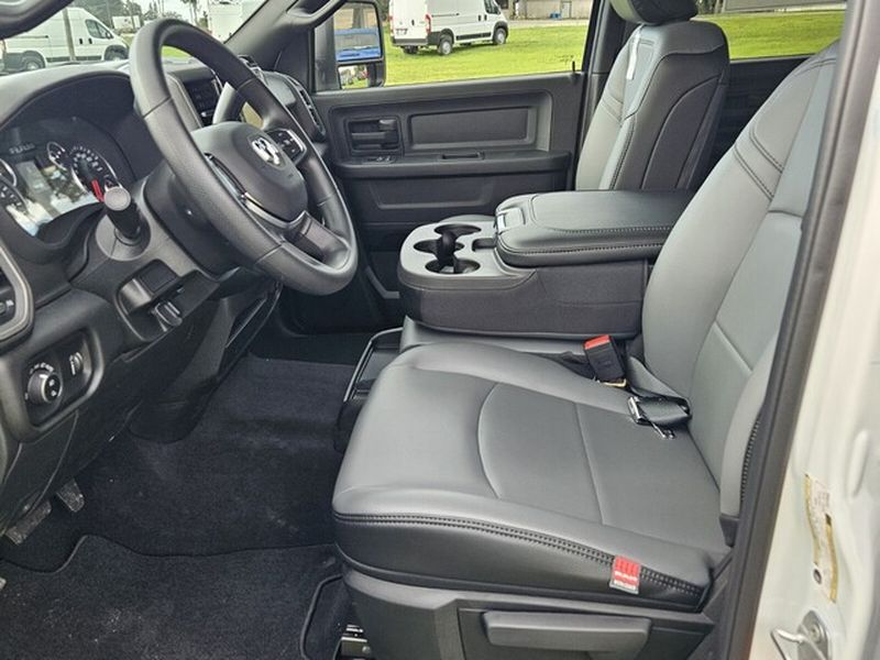 2026 RAM 2500 Tradesman - Photo 4