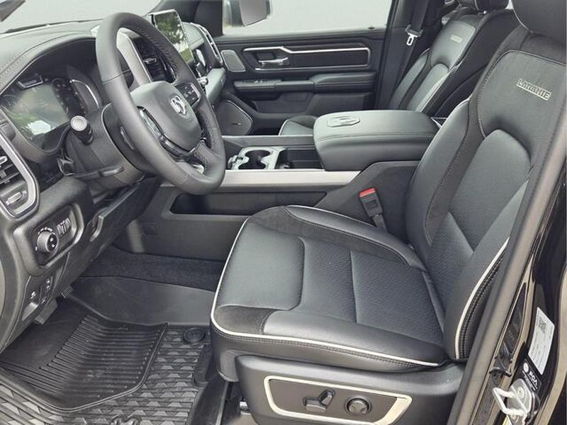 2026 RAM 1500 Laramie - Photo 12