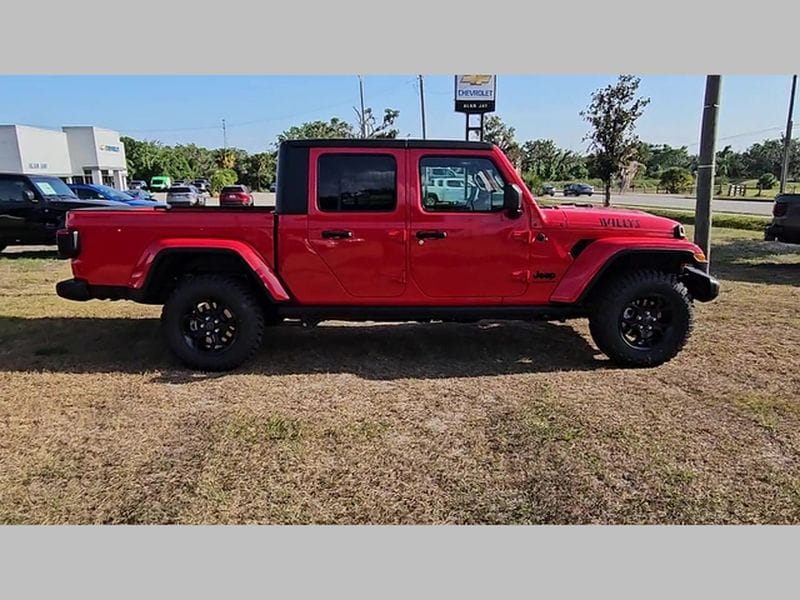 2025 Jeep Gladiator Willys - Photo 24