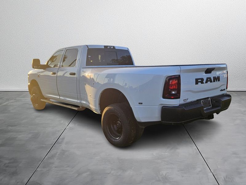 2026 Ram 3500 Tradesman photo 4
