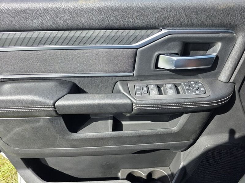 2026 RAM 3500 Big Horn - Photo 24