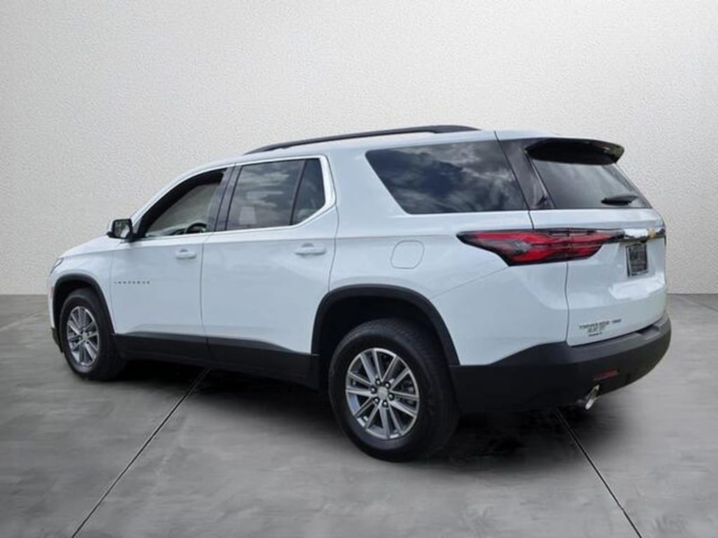 Used 2023 Chevrolet Traverse LT Leather SUV