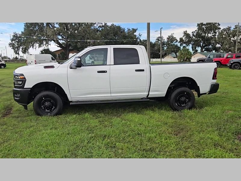 2026 RAM 2500 Tradesman - Photo 14