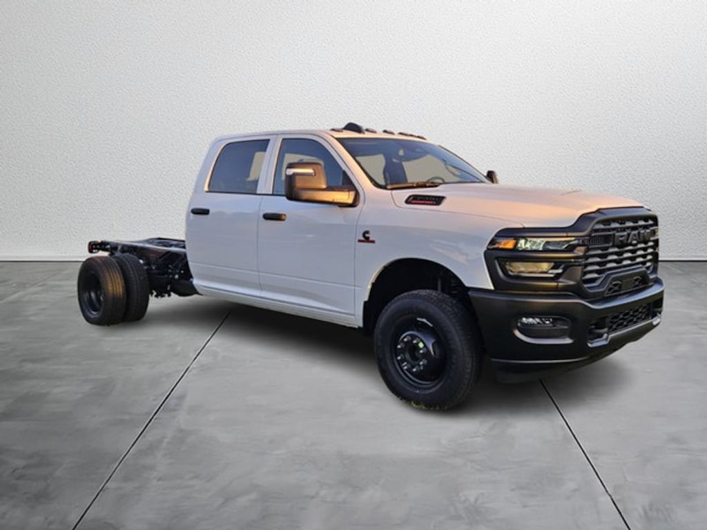 New 2026 Ram 3500 Chassis Cab Tradesman/Big Horn Pickup