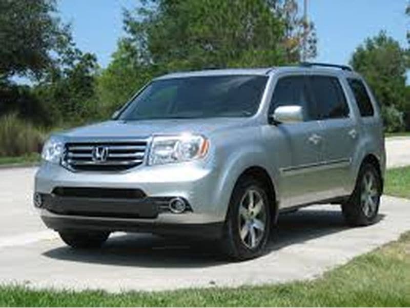 2013 Honda Pilot Touring 4WD w/ NAVI and RES's photo