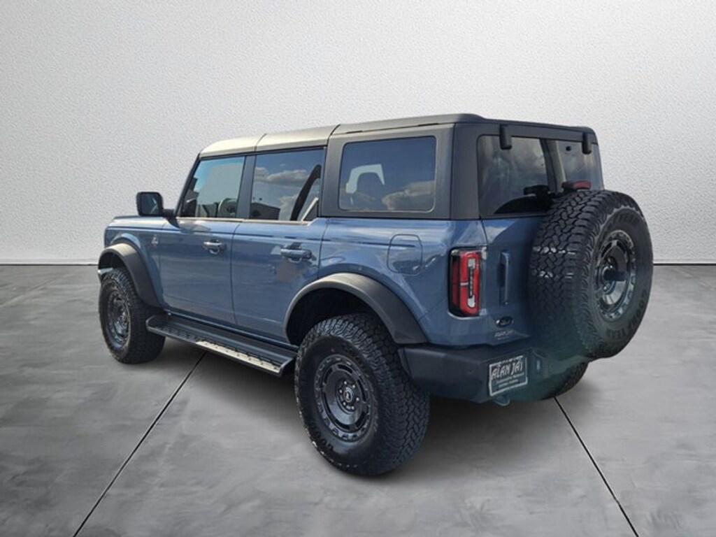 New 2025 Ford Bronco Outer Banks SUV