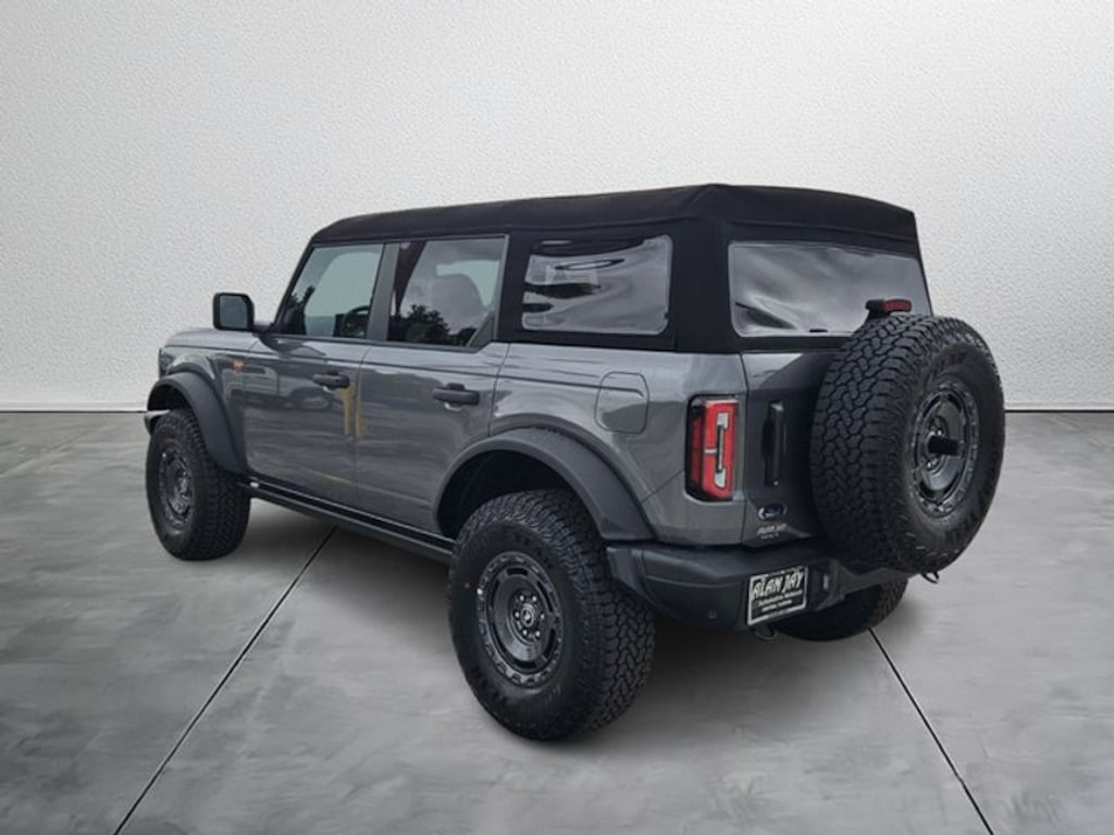 New 2025 Ford Bronco Badlands SUV