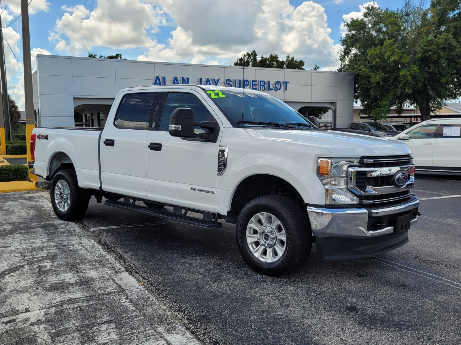 Used 2022 Ford F-250 Super Duty XLT with VIN 1FT7W2BT7NEG36120 for sale in Sebring, FL