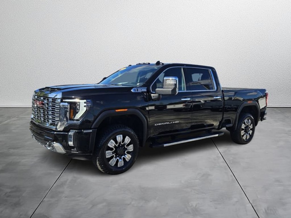 Used 2024 GMC Sierra 2500 HD Denali Truck Crew Cab