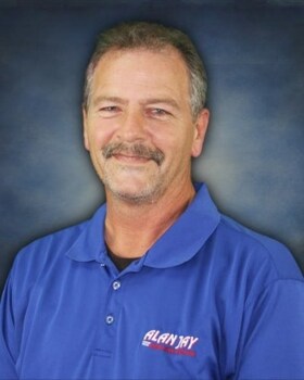 Staff member Joe C. from ID_4c4b87be2fa4