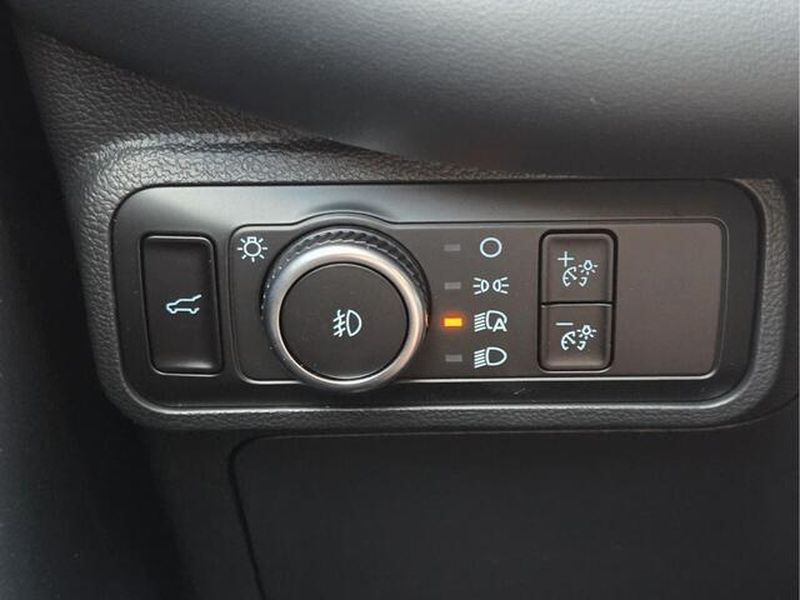2026 Ford Explorer ST-Line - Photo 29
