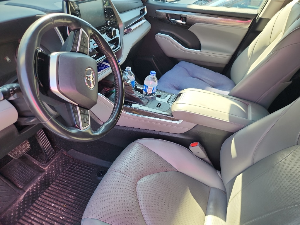 Used 2022 Toyota Highlander Limited SUV