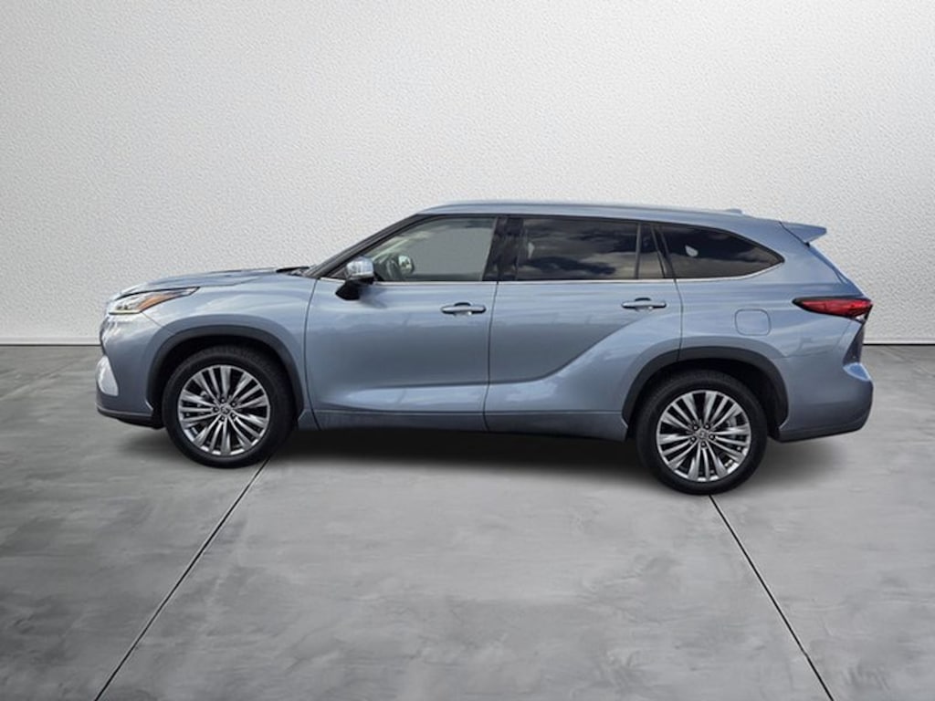 Used 2021 Toyota Highlander Platinum SUV