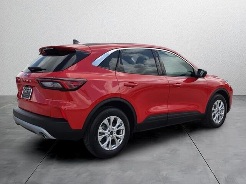 Used 2024 Ford Escape Active SUV