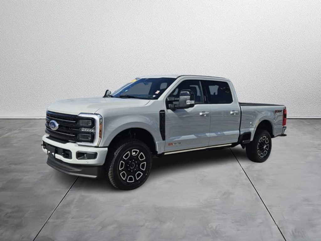 New 2026 Ford F-350 Platinum Truck Crew Cab