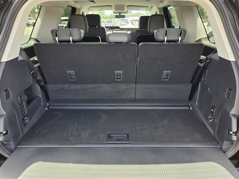2026 Ford Expedition Active - Photo 14