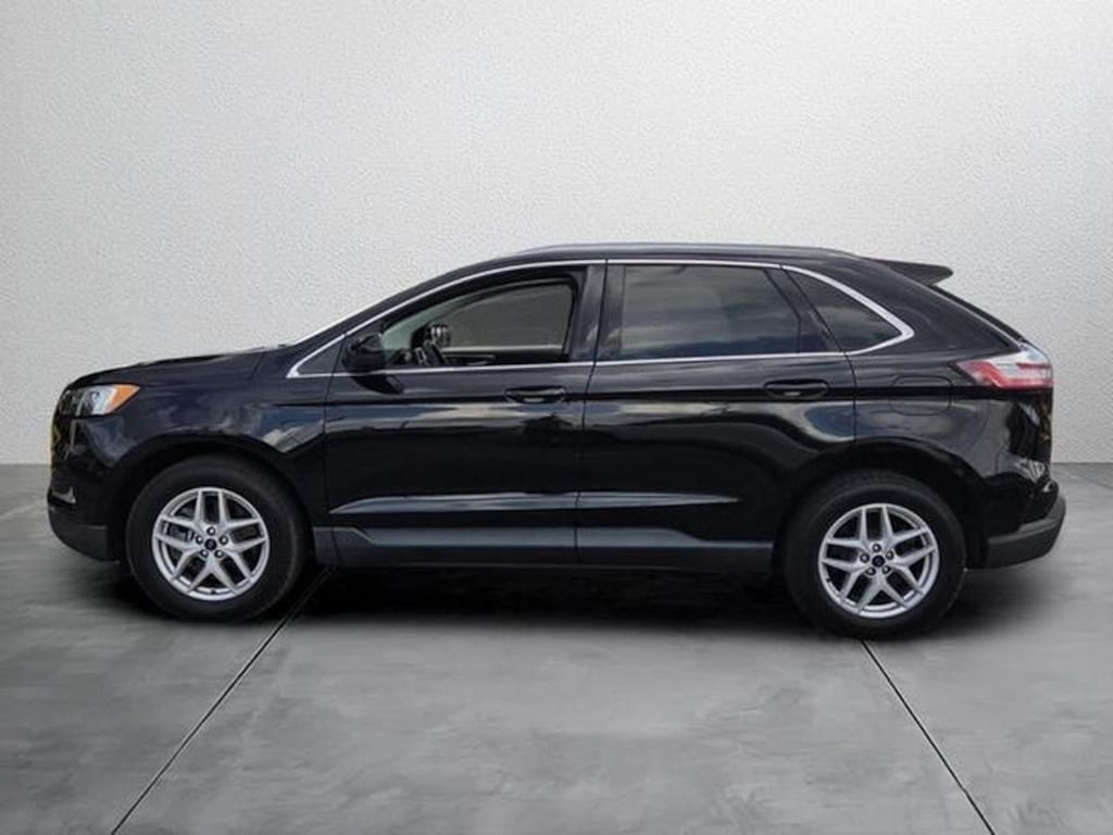 Used 2022 Ford Edge SEL SUV