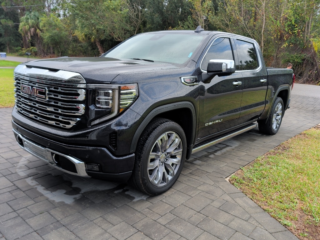 2025 GMC Sierra 1500 Denali's photo