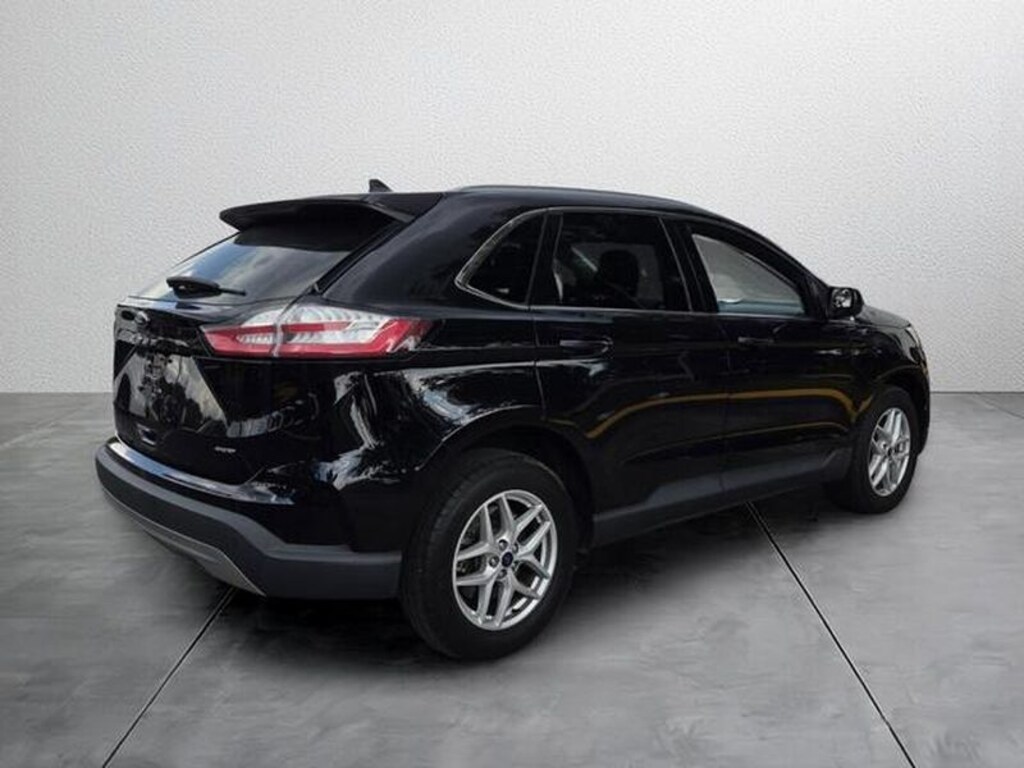 Used 2022 Ford Edge SEL SUV