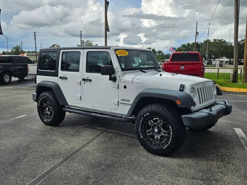 Used 2016 Jeep Wrangler Unlimited Sport with VIN 1C4BJWDG0GL225317 for sale in Sebring, FL