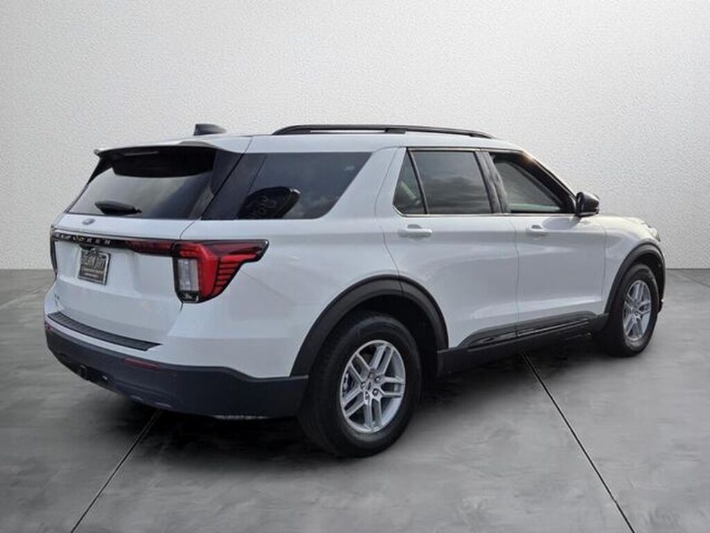 New 2026 Ford Explorer Active w/200A Pkg SUV