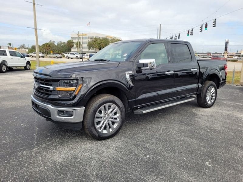 2024 Ford F-150 XLT's photo