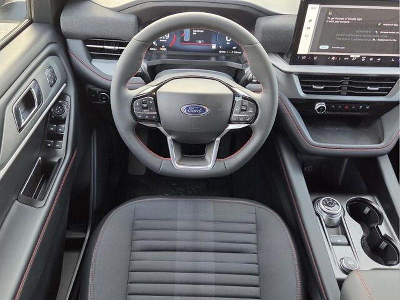 2026 Ford Explorer ST-Line - Photo 15