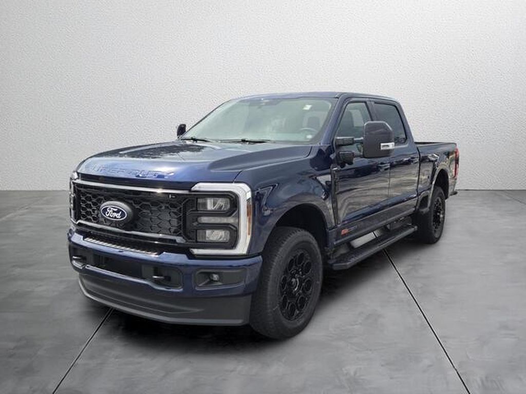 2027 Ford F-250 Lariat Truck Crew Cab
