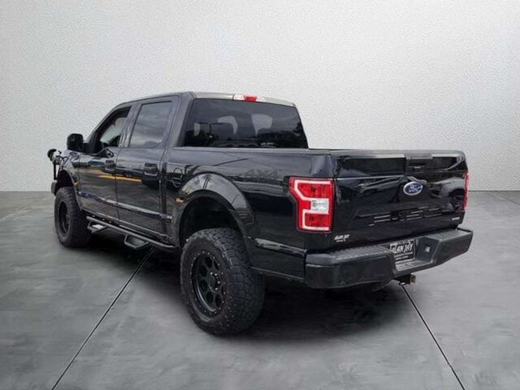 Used 2020 Ford F-150 XLT Truck SuperCrew Cab