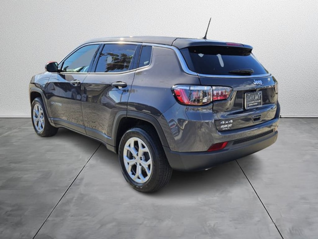 Used 2024 Jeep Compass Sport SUV
