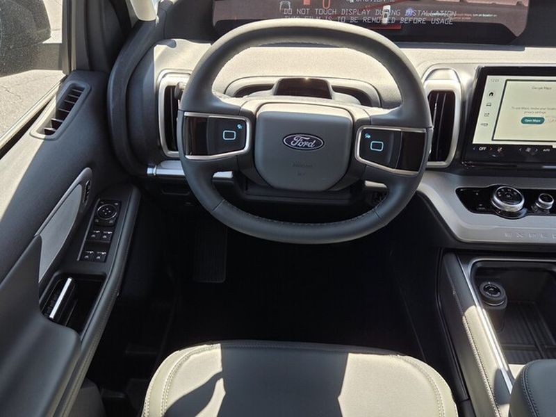 2026 Ford Expedition Active - Photo 12