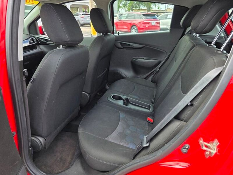 2017 Chevrolet Spark 1LT LT photo 4
