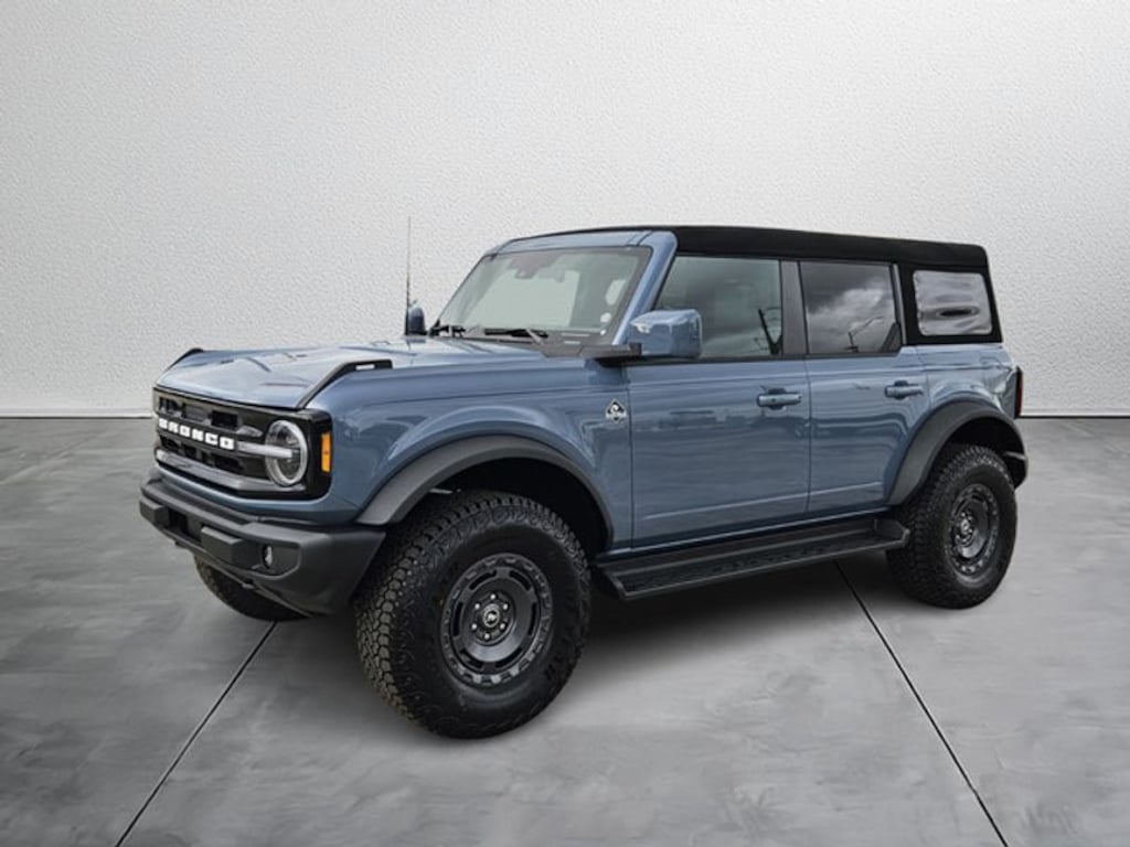 New 2025 Ford Bronco Outer Banks SUV