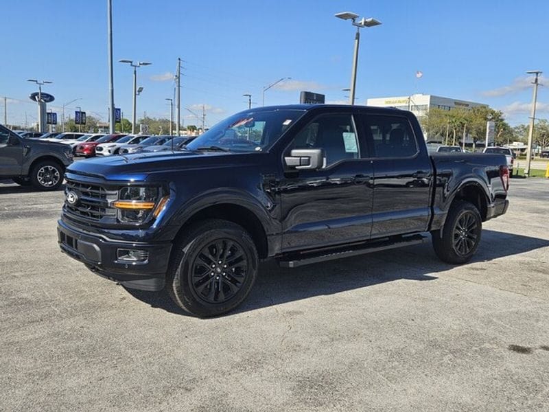 2025 Ford F-150 XLT's photo