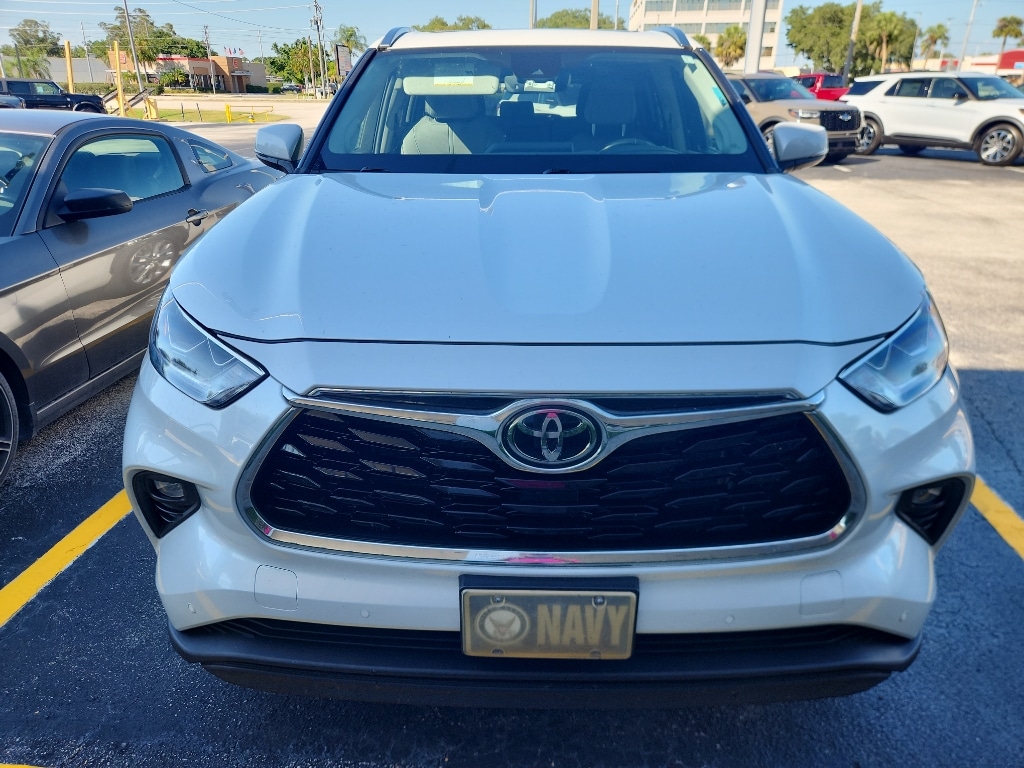 Used 2022 Toyota Highlander Limited SUV