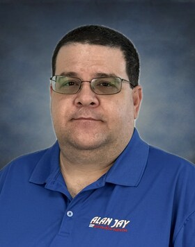 Staff member Nicholas M. from ID_291a681c6fc7