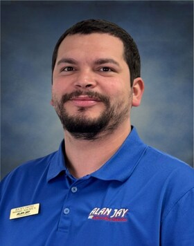 Staff member Enrique O. from ID_8cabb5b71c27