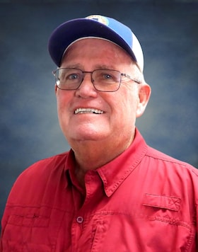 Staff member Russell S. from ID_4c4b87be2fa4