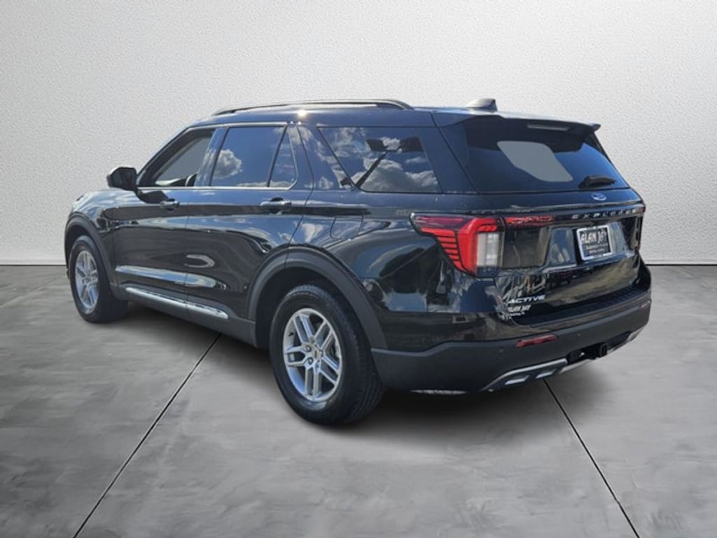 New 2025 Ford Explorer Active SUV