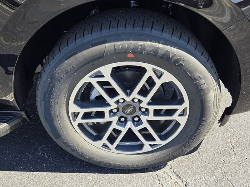 2026 Ford Expedition Active - Photo 19