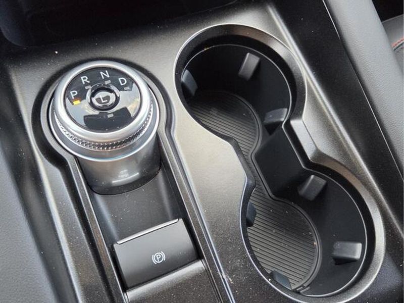 2026 Ford Explorer ST-Line - Photo 24