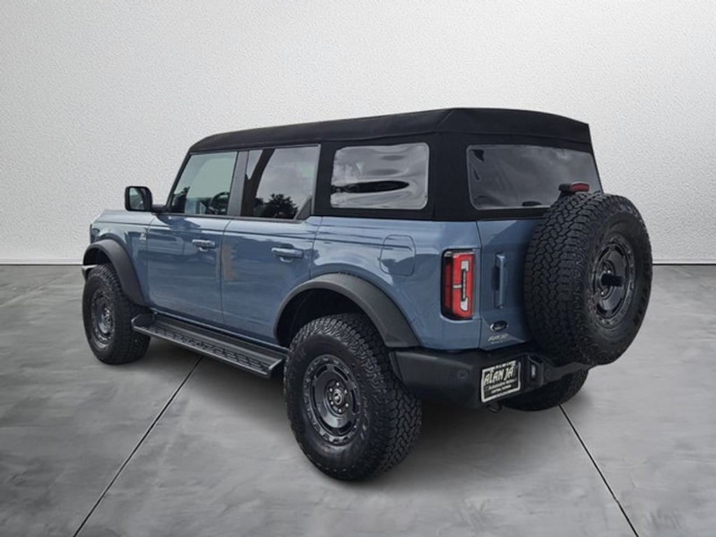 New 2025 Ford Bronco Outer Banks SUV