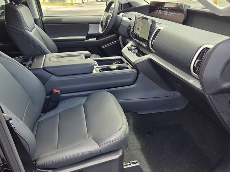 2026 Ford Expedition Active - Photo 17