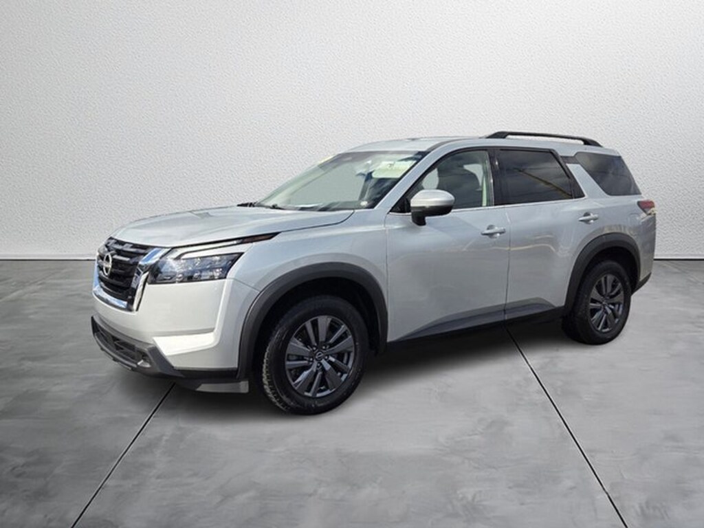 Used 2024 Nissan Pathfinder SV SUV