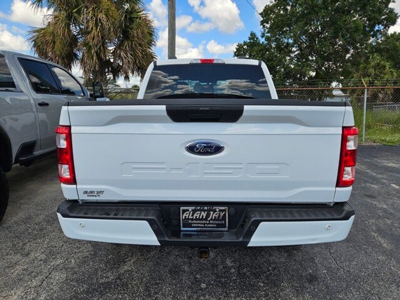 2022 Ford F-150 XL photo 3